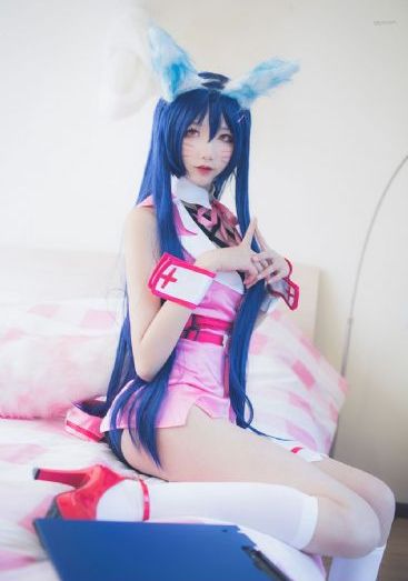 鲨鱼女孩