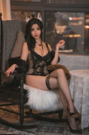 《年轻女教师3》中文字幕