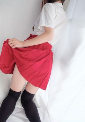 色狱男囚 无删除电影
