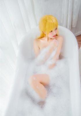 年轻女朋友